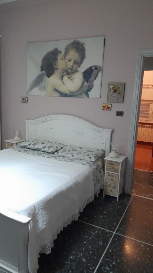 The Giaggiolo'S House Apartment Serra Ricco Luaran gambar