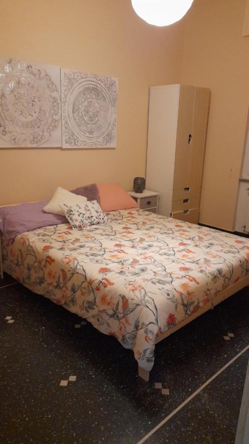 The Giaggiolo'S House Apartment Serra Ricco Luaran gambar