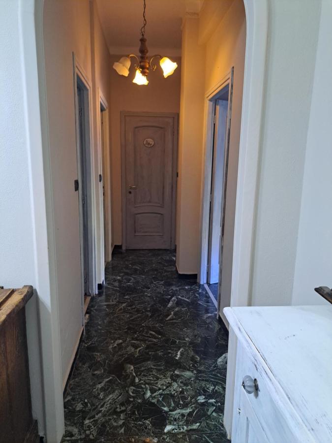The Giaggiolo'S House Apartment Serra Ricco Luaran gambar