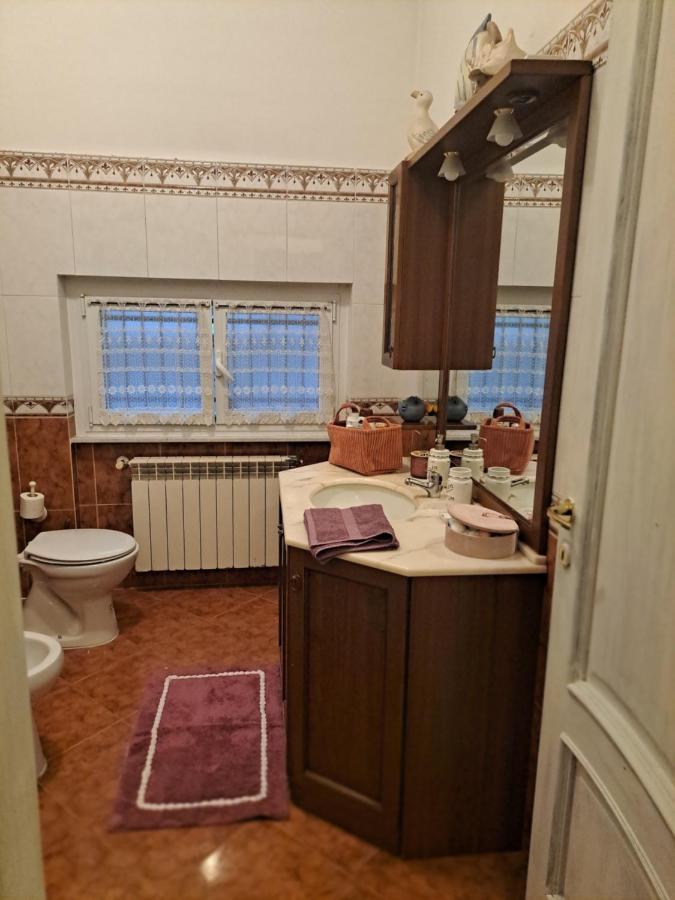 The Giaggiolo'S House Apartment Serra Ricco Luaran gambar