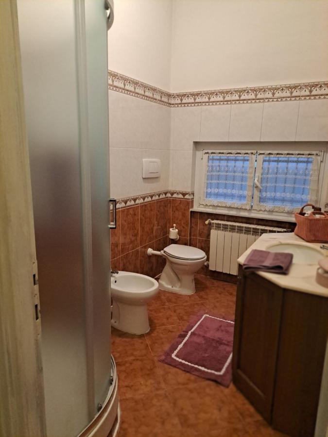 The Giaggiolo'S House Apartment Serra Ricco Luaran gambar